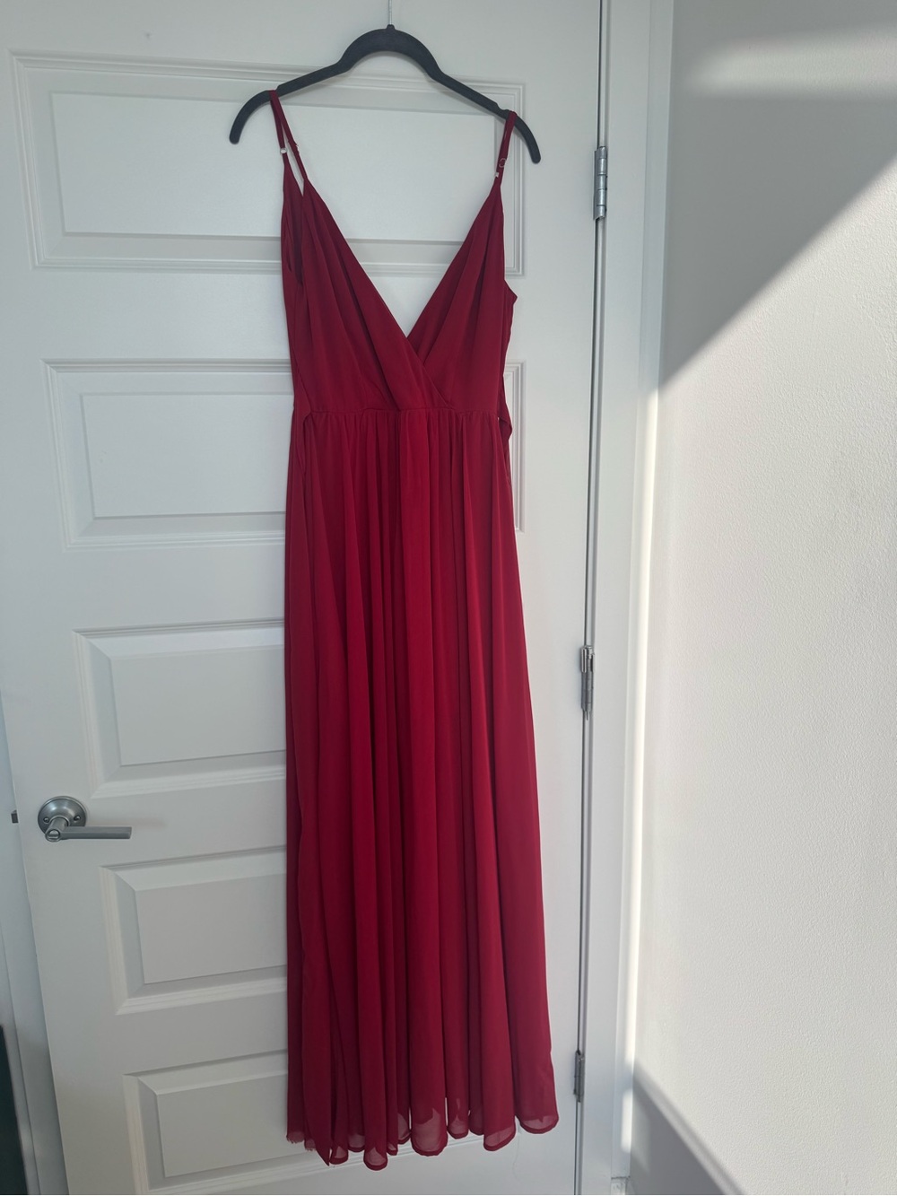Windsor Deep Red V-Neck Spaghetti Strap Maxi Dress